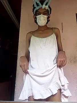 nilakshiperera0 online show from April 5, 2026, 4:09 am