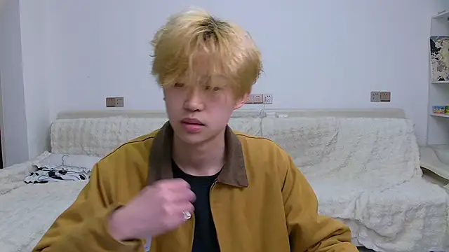 Chili-001 online show from March 8, 2026, 10:08 am