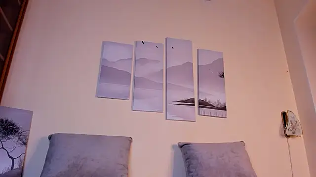 Snapshot of pearl_sky chatting on March 19, 2026, 9:19 pm pearl sky online show from March 19, 2026, 9:19 pm