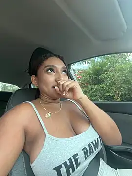 Mulatica oficiall online show from March 16, 2026, 4:44 pm