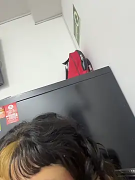 baby akuma online show from April 19, 2026, 4:12 am