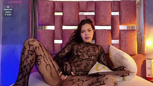 miss merly 01 online show from April 15, 2026, 12:12 pm