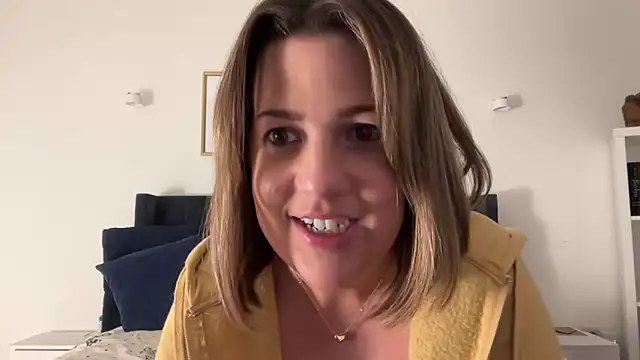 annabellewarick online show from March 7, 2026, 7:11 pm