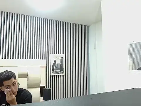 Snapshot of Alex_Wolft chatting on May 17, 2026, 1:07 pm Alex Wolft online show from May 17, 2026, 1:07 pm