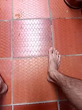 Snapshot of Juango24321 chatting on March 7, 2026, 9:34 pm Juango24321 online show from March 7, 2026, 9:34 pm