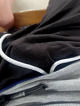 Snapshot of Juango24321 chatting on March 8, 2026, 9:07 pm Juango24321 online show from March 8, 2026, 9:07 pm