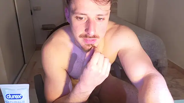 zeusoctavian1 online show from April 24, 2026, 3:14 pm