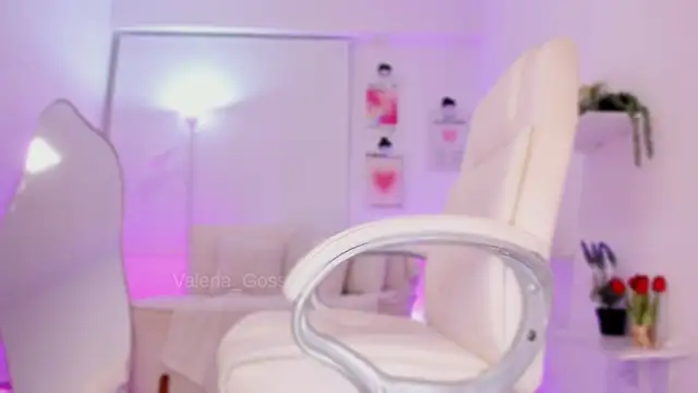 Snapshot of ValeriaGoss chatting on April 21, 2026, 1:42 am ValeriaGoss online show from April 21, 2026, 1:42 am