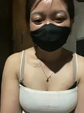 Bling-pusy online show from April 25, 2026, 12:30 pm