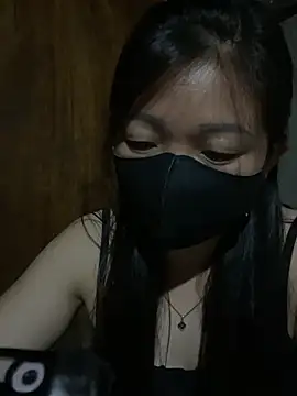 Snapshot of Bling-pusy chatting on July 7, 2026, 1:26 pm Bling-pusy online show from July 7, 2026, 1:26 pm