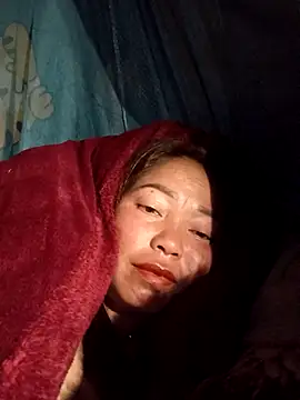 Yellow-pink online show from March 27, 2026, 11:15 pm