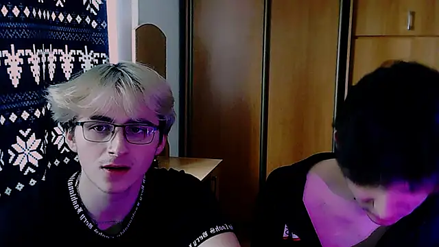 Snapshot of niksikor chatting on March 9, 2026, 10:30 am niksikor online show from March 9, 2026, 10:30 am