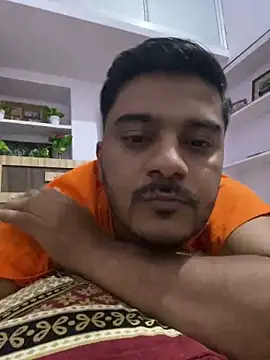 Snapshot of desidesiman chatting on May 18, 2026, 4:35 pm desidesiman online show from May 18, 2026, 4:35 pm