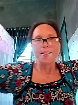 Tina6886 online show from April 20, 2026, 9:23 am