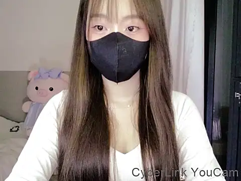 HeooPeppa online show from April 15, 2026, 4:03 pm