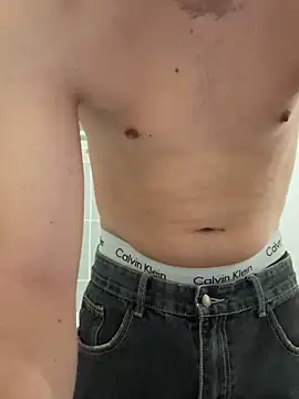 Snapshot of Hommemysterieux chatting on March 14, 2026, 8:36 pm Hommemysterieux online show from March 14, 2026, 8:36 pm