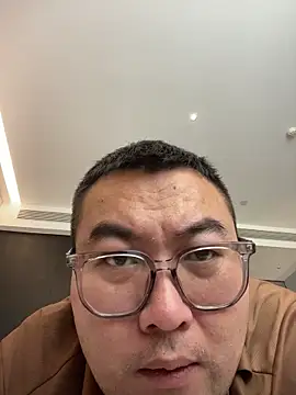 humeizi online show from March 12, 2026, 5:24 am