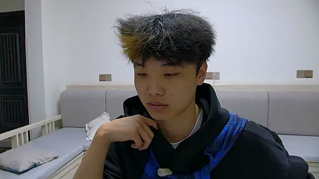 icecream-002 online show from March 9, 2026, 6:17 am