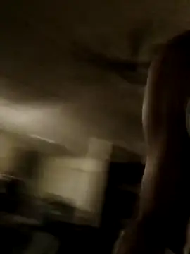 Snapshot of Fastrunner10 chatting on April 1, 2026, 1:17 am Fastrunner10 online show from April 1, 2026, 1:17 am