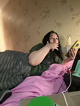 Besthot 2026 online show from April 22, 2026, 12:07 pm