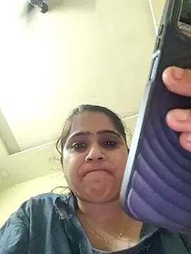 riyasingh9900 online show from March 10, 2026, 4:23 pm