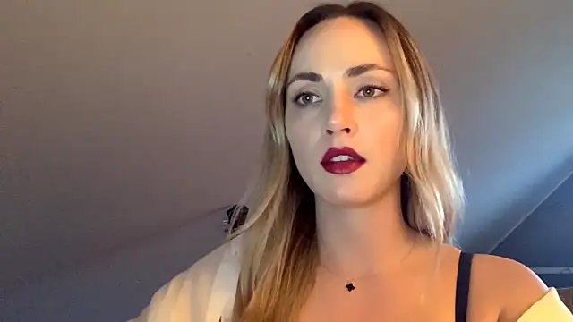 ScarlettSensitive online show from March 26, 2026, 4:12 pm