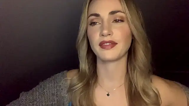 ScarlettSensitive online show from April 17, 2026, 8:23 pm