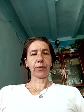 Snapshot of Tania9876 chatting on May 15, 2026, 8:21 am Tania9876 online show from May 15, 2026, 8:21 am