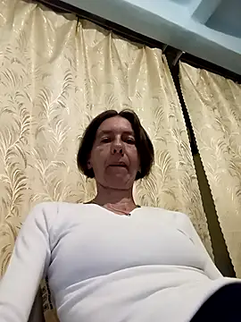 Snapshot of Tania9876 chatting on June 1, 2026, 7:15 pm Tania9876 online show from June 1, 2026, 7:15 pm
