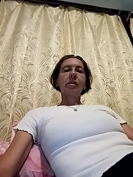 Snapshot of Tania9876 chatting on July 12, 2026, 7:05 pm Tania9876 online show from July 12, 2026, 7:05 pm