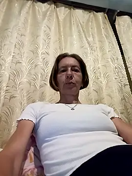 Snapshot of Tania9876 chatting on July 14, 2026, 6:46 pm Tania9876 online show from July 14, 2026, 6:46 pm