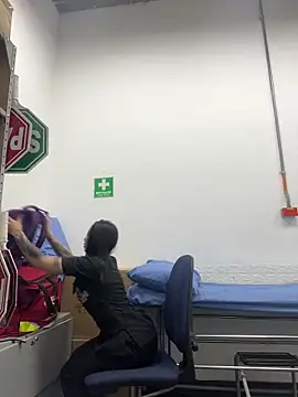 mina harker online show from April 9, 2026, 12:10 pm