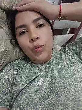 Snapshot of Karla__Morrison chatting on May 3, 2026, 8:37 pm Karla Morrison online show from May 3, 2026, 8:37 pm