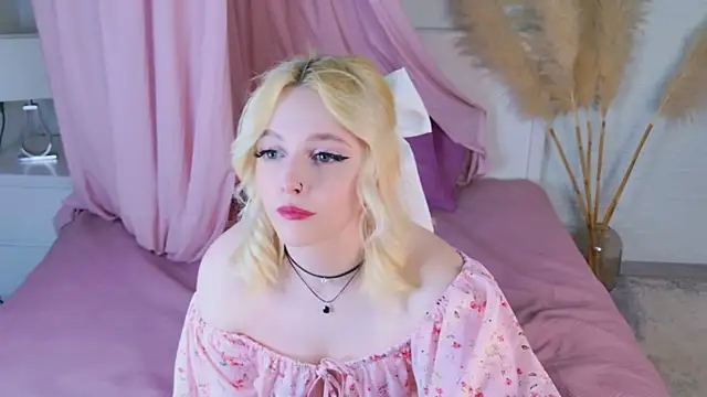 Sabrina Roose online show from March 19, 2026, 1:26 pm