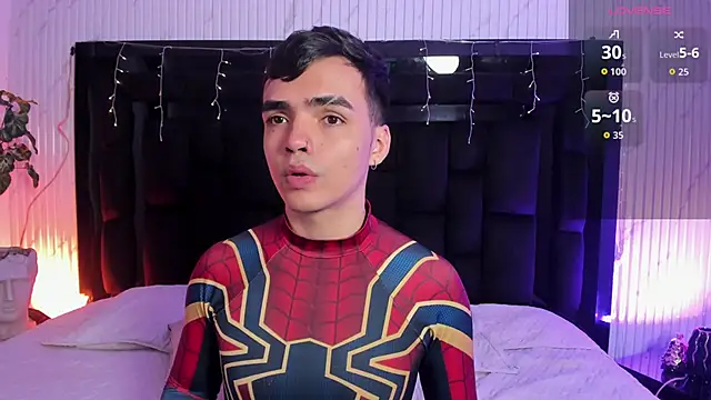 NicoKinggs  online show from March 13, 2026, 1:07 pm