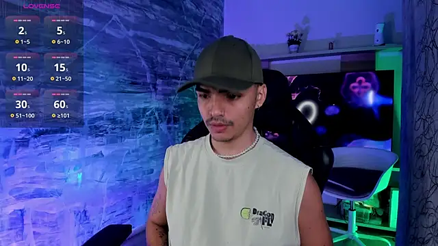 NicoKinggs  online show from March 21, 2026, 12:54 pm