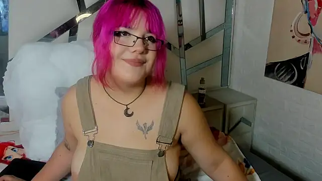 Snapshot of Sherry_Boomm chatting on May 6, 2026, 8:58 pm Sherry Boomm online show from May 6, 2026, 8:58 pm