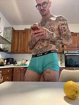 Snapshot of matC_of chatting on March 19, 2026, 5:06 pm matC of online show from March 19, 2026, 5:06 pm