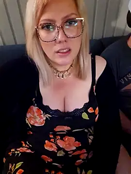 LexySaint online show from September 10, 2025, 6:19 pm