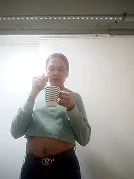 Alisson-Miller online show from April 12, 2026, 4:12 pm