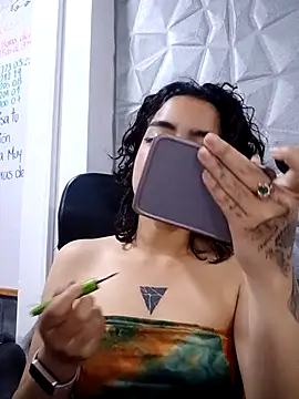 Kittylatina  online show from March 18, 2026, 7:39 pm