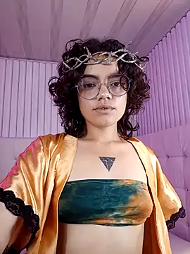 Kittylatina  online show from April 2, 2026, 12:52 am