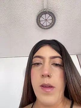 Snapshot of Electra_Pinkk chatting on May 3, 2026, 1:50 pm Electra Pinkk online show from May 3, 2026, 1:50 pm