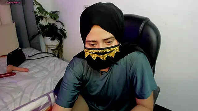 Snapshot of bahiya_aziz chatting on June 7, 2026, 3:27 pm bahiya aziz online show from June 7, 2026, 3:27 pm