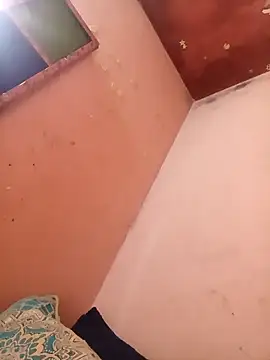 Snapshot of L7assTbabn chatting on March 23, 2026, 5:17 pm L7assTbabn online show from March 23, 2026, 5:17 pm