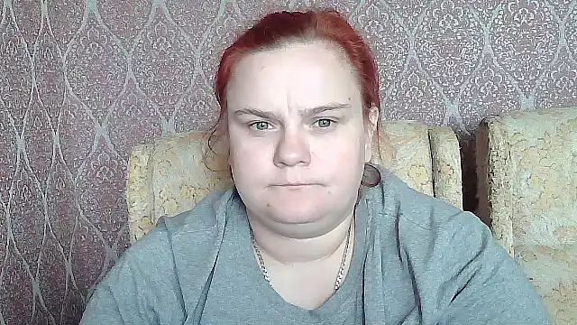 DollyGersonn online show from April 17, 2026, 8:39 am