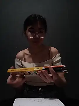 Rina 333 online show from March 13, 2026, 1:07 pm