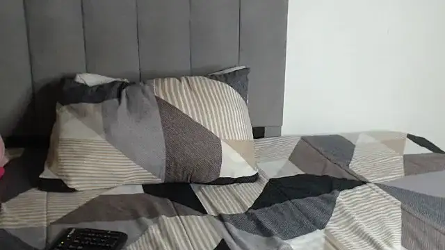 Tasha xxx online show from April 22, 2026, 2:25 am