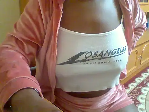 melaninebony2 online show from March 16, 2026, 6:01 pm