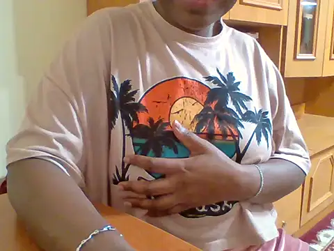 melaninebony2 online show from March 25, 2026, 6:30 am